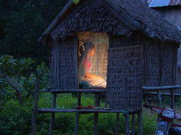 圍觀柬埔寨奇俗 網(wǎng)友實(shí)拍女孩 性愛小屋