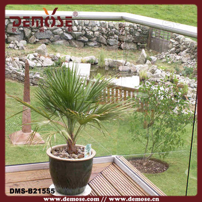 【山區(qū)度假小屋陽(yáng)臺(tái)玻璃欄桿,佛山專業(yè)生產(chǎn)鋁合金地槽玻璃欄桿廠家】?jī)r(jià)格,廠家,圖片,樓梯,佛山市狄姆斯五金制品-