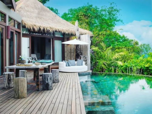 她花1.5萬美金買了這個小島,造了27幢夢幻海上小屋